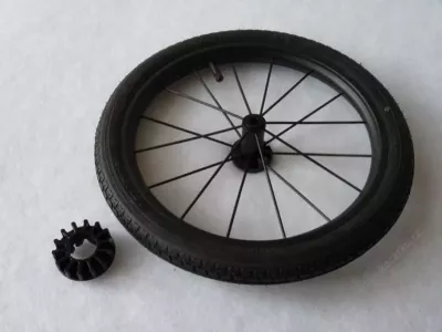 Kolečko ke kočárku kovové nafukovací 14" RETRO - s ložiskem. Kolečko ke kočárku kovové nafukovací 14" RETRO - s ložiskem.