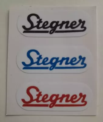 Nálepka STEGNER malá bílá + barva.