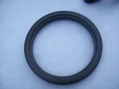 Pneu "pěna" 325.