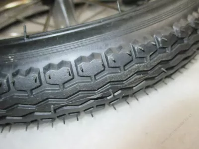 Kolečko ke kočárku kovové nafukovací 12" - bez ložiska. Kolečko ke kočárku kovové nafukovací 12" - bez ložiska.