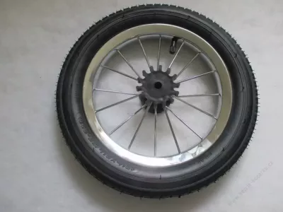 Kolečko ke kočárku kovové nafukovací 12" - bez ložiska. Kolečko ke kočárku kovové nafukovací 12" - bez ložiska.