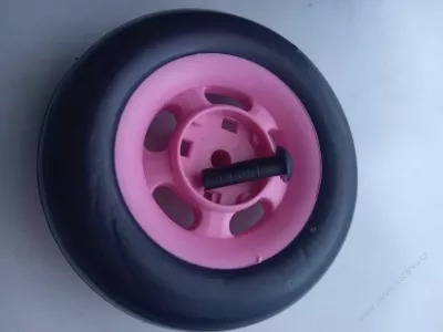 Kolečko ke kočárku pro panenky "8". Kolečko ke kočárku pro panenky "8".
