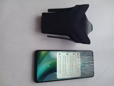 Držák mobilního telefonu.