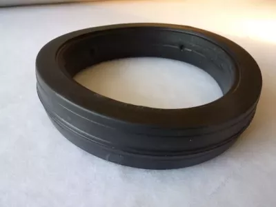 Pneu "pěna" 9,5".