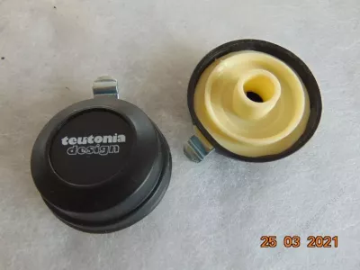 Střed kolečka TEUTONIA + pouzdro - ø 10 mm.