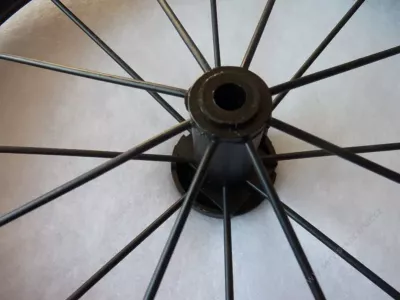 Kolečko ke kočárku kovové nafukovací 14" RETRO - s ložiskem. Kolečko ke kočárku kovové nafukovací 14" RETRO - s ložiskem.