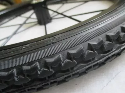 Kolečko ke kočárku kovové nafukovací 14" RETRO - s ložiskem. Kolečko ke kočárku kovové nafukovací 14" RETRO - s ložiskem.