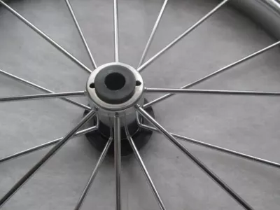 Kolečko ke kočárku kovové nafukovací 14" ROAN - s ložiskem. Kolečko ke kočárku kovové nafukovací 14" ROAN - s ložiskem.