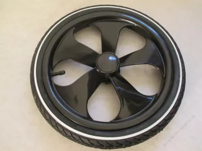 Plastové kolečko 14" černé. Plastové kolečko 14" černé.