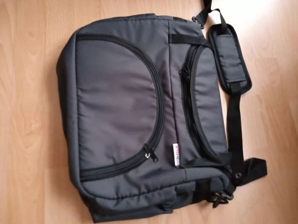Taška