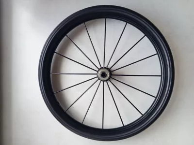 Kolečko 330 černé. Kolečko 330 černé.