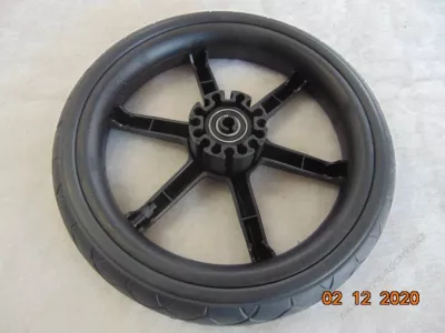 Kolečko plastové 12". Kolečko plastové 12".